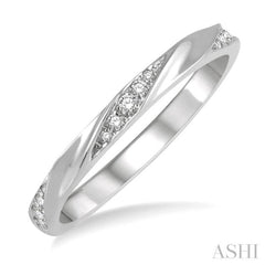 1/10 Ctw Pod Shape Grooves Round Cut Diamond Stackable Band in 14K White Gold 1/10 Ctw Pod Shape Grooves Round Cut Diamond Stackable Band in 14K White Gold