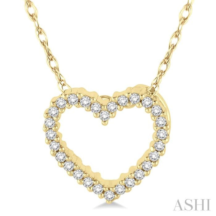 1/10 Ctw Round Cut Diamond Heart Pendant in 10K Yellow Gold with Chain 1/10 Ctw Round Cut Diamond Heart Pendant in 10K Yellow Gold with Chain