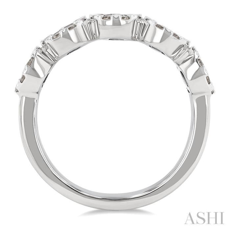 1 Ctw 5-Stone Lovebright Round Cut Diamond Band in 14K White Gold 1 Ctw 5-Stone Lovebright Round Cut Diamond Band in 14K White Gold