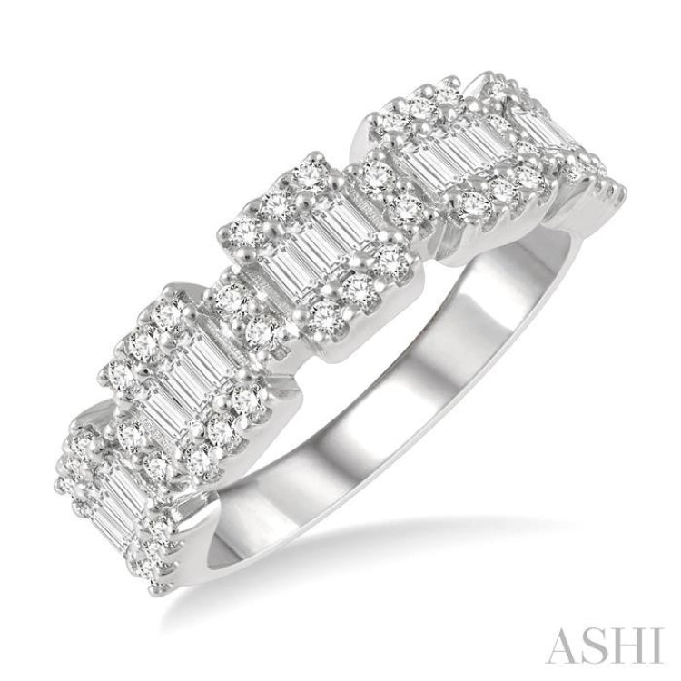 3/4 Ctw Baguette and Round Cut Diamond Fusion Ring in 14K White Gold 3/4 Ctw Baguette and Round Cut Diamond Fusion Ring in 14K White Gold