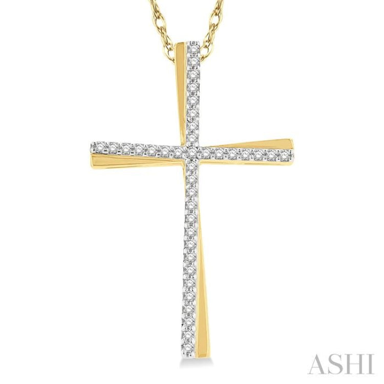 1/6 Ctw Round Cut Diamond Cross Pendant With Chain in 10K Yellow Gold 1/6 Ctw Round Cut Diamond Cross Pendant With Chain in 10K Yellow Gold
