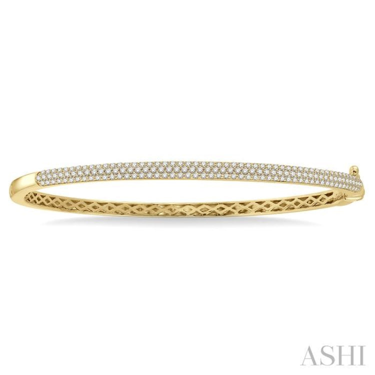 1 Ctw Round Cut Diamond Fashion Bangle in 14K Yellow Gold 1 Ctw Round Cut Diamond Fashion Bangle in 14K Yellow Gold