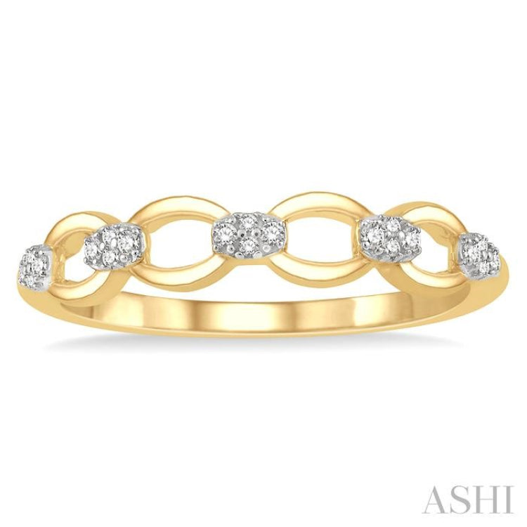 1/10 Ctw Round Cut Diamond Stackable Oval Shape Link Fashion Band in 14K Yellow Gold 1/10 Ctw Round Cut Diamond Stackable Oval Shape Link Fashion Band in 14K Yellow Gold