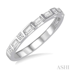 1/3 Ctw Zigzag Filled Baguette and Princess Cut Diamond Wedding Band in 14K White Gold 1/3 Ctw Zigzag Filled Baguette and Princess Cut Diamond Wedding Band in 14K White Gold