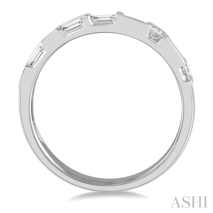 1/3 Ctw Zigzag Filled Baguette and Princess Cut Diamond Wedding Band in 14K White Gold 1/3 Ctw Zigzag Filled Baguette and Princess Cut Diamond Wedding Band in 14K White Gold