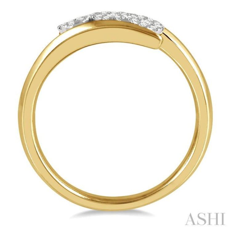 1/5 Ctw Bypass Triple Circular Mount Lovebright Round Cut Diamond Fashion Ring in 14K Yellow and White Gold 1/5 Ctw Bypass Triple Circular Mount Lovebright Round Cut Diamond Fashion Ring in 14K Yellow and White Gold