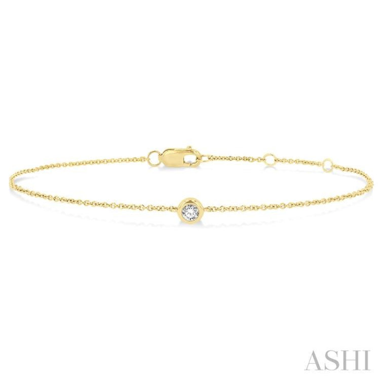 1/10 Ctw Bezel Set Round Cut Diamond Petite Fashion Bracelet in 10K Yellow Gold 1/10 Ctw Bezel Set Round Cut Diamond Petite Fashion Bracelet in 10K Yellow Gold