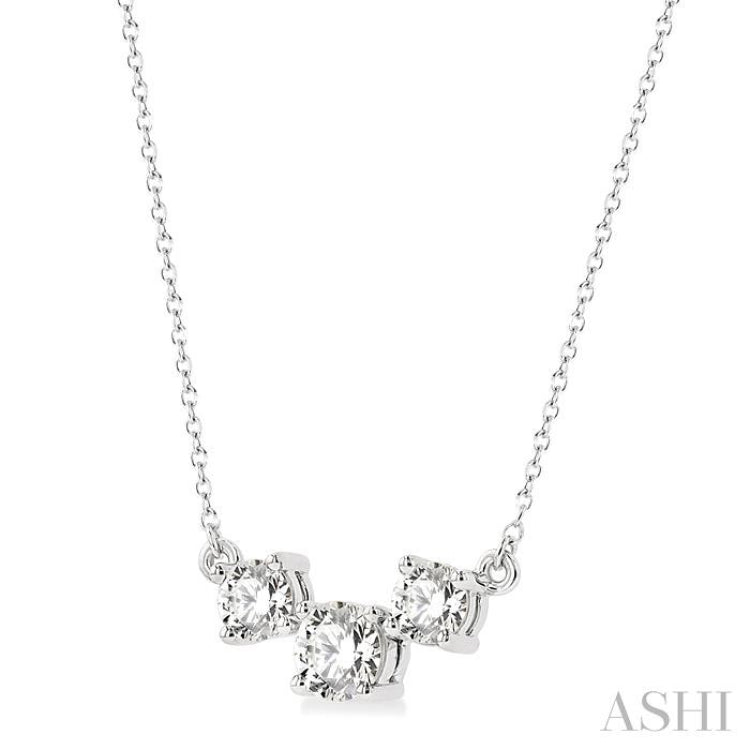 1 1/4 Ctw Three Stone Round Cut Diamond Necklace in 14K White Gold 1 1/4 Ctw Three Stone Round Cut Diamond Necklace in 14K White Gold