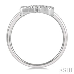 1/6 Ctw 'XO' Hugs and Kisses Round Cut Diamond Petite Fashion Ring in 14K White Gold 1/6 Ctw 'XO' Hugs and Kisses Round Cut Diamond Petite Fashion Ring in 14K White Gold