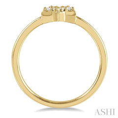 1/10 Ctw Star Round Cut Diamond Petite Fashion Ring in 14K Yellow Gold 1/10 Ctw Star Round Cut Diamond Petite Fashion Ring in 14K Yellow Gold