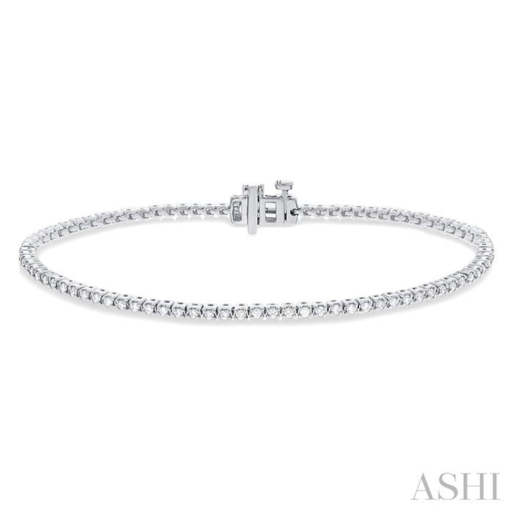 1 Ctw Round Cut Diamond Tennis Bracelet in 14K White Gold 1 Ctw Round Cut Diamond Tennis Bracelet in 14K White Gold