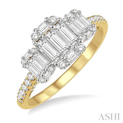 7/8 Ctw Tri-Mount Fusion Baguette and Round Cut Diamond Engagement Ring in 14K Yellow and White gold 7/8 Ctw Tri-Mount Fusion Baguette and Round Cut Diamond Engagement Ring in 14K Yellow and White gold