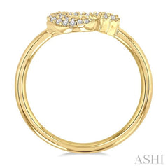 1/6 Ctw Crescent Moon and Star Round Cut Petite Diamond Fashion Ring in 10K Yellow Gold 1/6 Ctw Crescent Moon and Star Round Cut Petite Diamond Fashion Ring in 10K Yellow Gold
