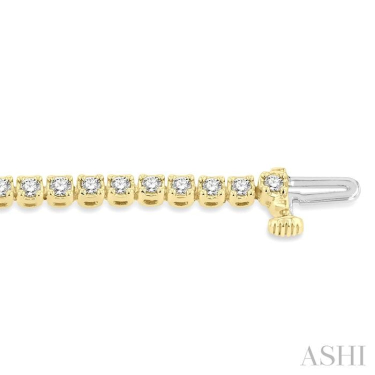 2 Ctw Round Cut Diamond Tennis Bracelet in 14K Yellow Gold 2 Ctw Round Cut Diamond Tennis Bracelet in 14K Yellow Gold