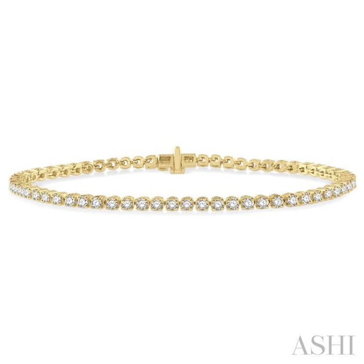 3 Ctw Round Cut Diamond Tennis Bracelet in 14K Yellow Gold 3 Ctw Round Cut Diamond Tennis Bracelet in 14K Yellow Gold
