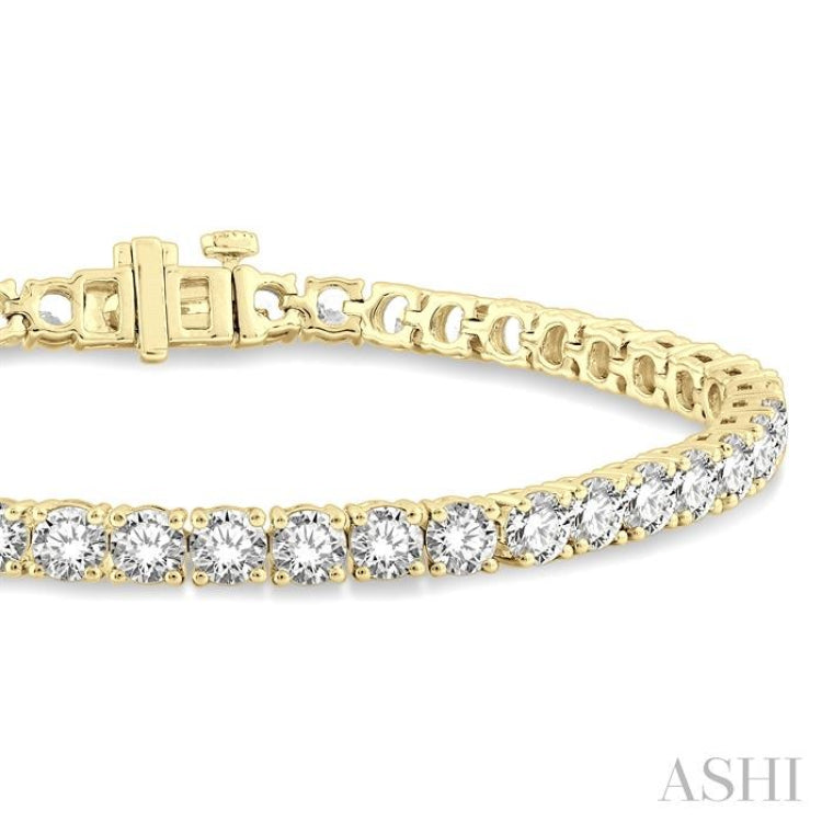 9 Ctw Round Cut Diamond Tennis Bracelet in 14K Yellow Gold 9 Ctw Round Cut Diamond Tennis Bracelet in 14K Yellow Gold