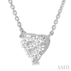 1/4 Ctw Lovebright Diamond Heart Pendant With Chain in 14K White Gold 1/4 Ctw Lovebright Diamond Heart Pendant With Chain in 14K White Gold