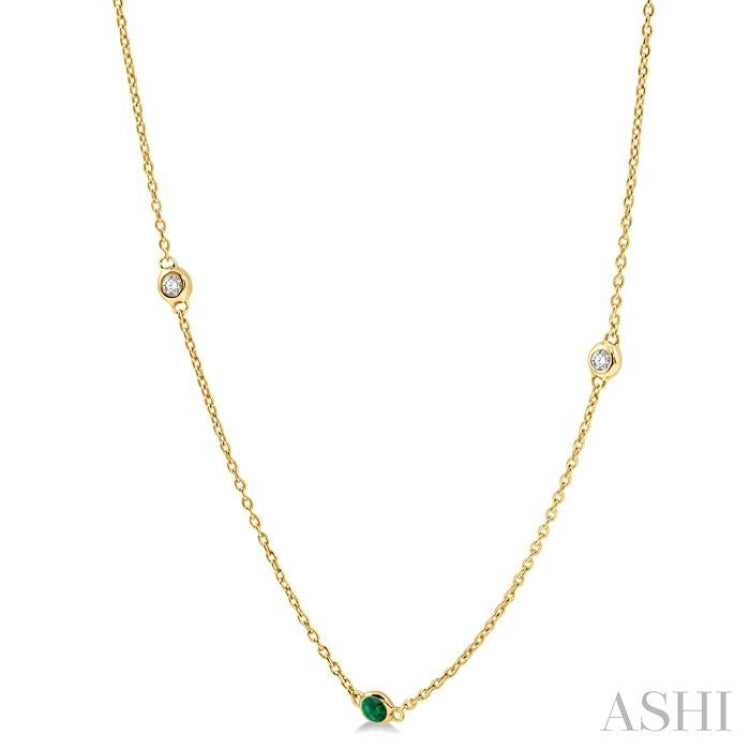 2.25 MM Emerald and 1/4 Ctw Round Cut Diamond Precious Station Necklace in 14K Yellow Gold 2.25 MM Emerald and 1/4 Ctw Round Cut Diamond Precious Station Necklace in 14K Yellow Gold