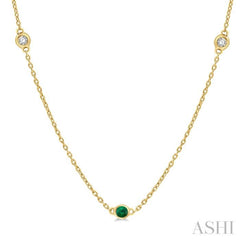 2.25 MM Emerald and 1/4 Ctw Round Cut Diamond Precious Station Necklace in 14K Yellow Gold 2.25 MM Emerald and 1/4 Ctw Round Cut Diamond Precious Station Necklace in 14K Yellow Gold