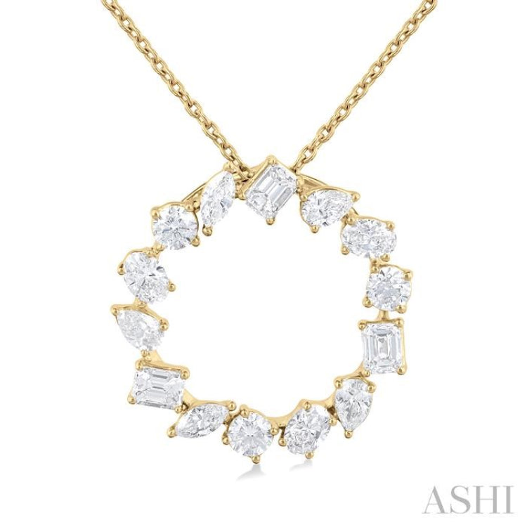 1 Ctw Circle Multi-Cut Diamond Fashion Pendant With Chain in 14K Yellow Gold 1 Ctw Circle Multi-Cut Diamond Fashion Pendant With Chain in 14K Yellow Gold
