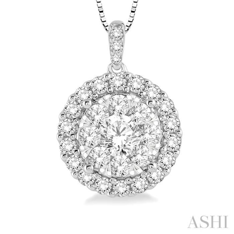 1/2 Ctw Round Cut Diamond Lovebright Pendant in 14K White Gold with Chain 1/2 Ctw Round Cut Diamond Lovebright Pendant in 14K White Gold with Chain