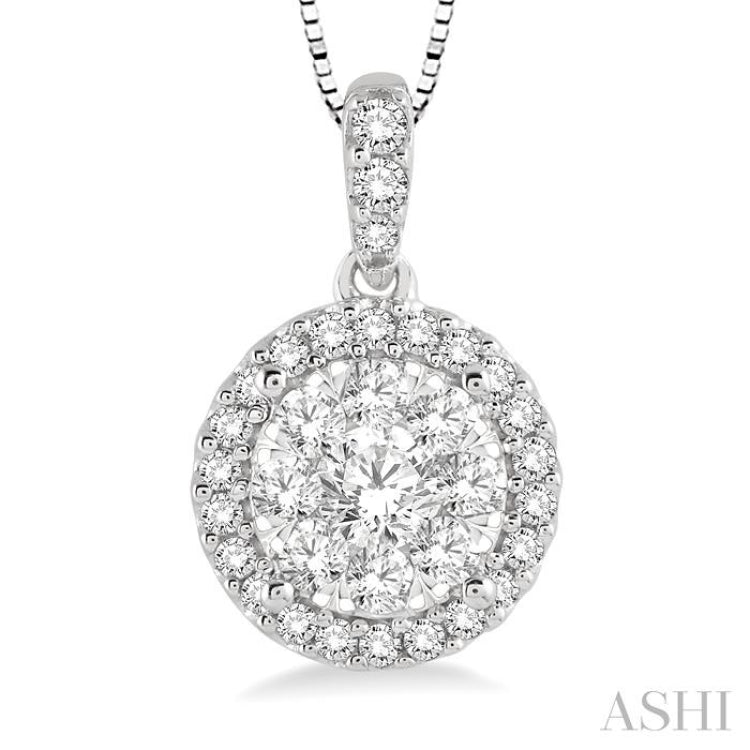 1/3 Ctw Round Cut Diamond Lovebright Pendant in 14K White Gold with Chain 1/3 Ctw Round Cut Diamond Lovebright Pendant in 14K White Gold with Chain