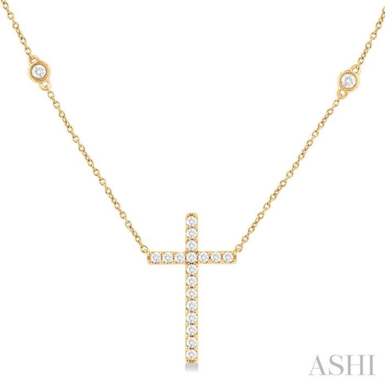 1/2 Ctw Round Cut Diamond Cross Fashion Station Necklace in 10K Yellow Gold 1/2 Ctw Round Cut Diamond Cross Fashion Station Necklace in 10K Yellow Gold