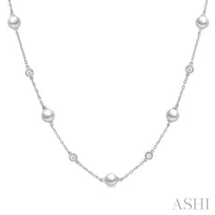 5 MM Round Shape Cultured Pearls and 1/4 Ctw Round Cut Diamond Station Necklace in 14K White Gold 5 MM Round Shape Cultured Pearls and 1/4 Ctw Round Cut Diamond Station Necklace in 14K White Gold