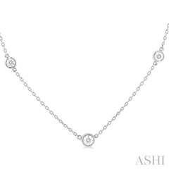1/2 Ctw Bezel Set Round Cut Diamond Station Necklace in 14K White Gold 1/2 Ctw Bezel Set Round Cut Diamond Station Necklace in 14K White Gold