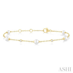 4 MM Round Shape Cultured Pearl and 1/20 Ctw Round Cut Diamond Fashion Station Bracelet in 14K Yellow Gold 4 MM Round Shape Cultured Pearl and 1/20 Ctw Round Cut Diamond Fashion Station Bracelet in 14K Yellow Gold