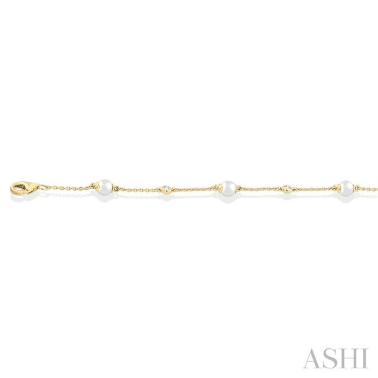 4 MM Round Shape Cultured Pearl and 1/20 Ctw Round Cut Diamond Fashion Station Bracelet in 14K Yellow Gold 4 MM Round Shape Cultured Pearl and 1/20 Ctw Round Cut Diamond Fashion Station Bracelet in 14K Yellow Gold