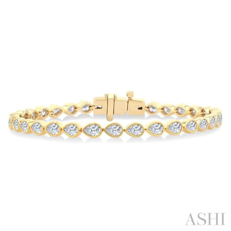 3 1/3 Ctw East-West Bezel Set Pear Cut Diamond Tennis Bracelet in 14K Yellow Gold 3 1/3 Ctw East-West Bezel Set Pear Cut Diamond Tennis Bracelet in 14K Yellow Gold