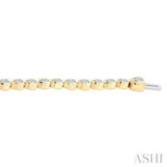 3 1/3 Ctw East-West Bezel Set Pear Cut Diamond Tennis Bracelet in 14K Yellow Gold 3 1/3 Ctw East-West Bezel Set Pear Cut Diamond Tennis Bracelet in 14K Yellow Gold