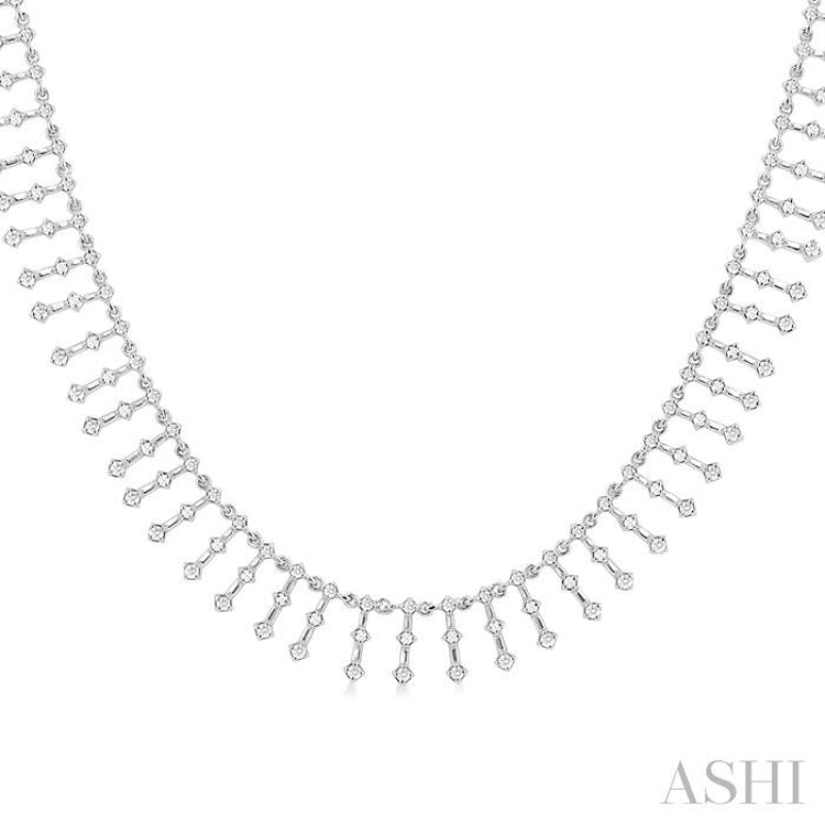 1 1/10 Ctw Spikes Shape Round Cut Diamond Fashion Necklace in 14K White Gold 1 1/10 Ctw Spikes Shape Round Cut Diamond Fashion Necklace in 14K White Gold