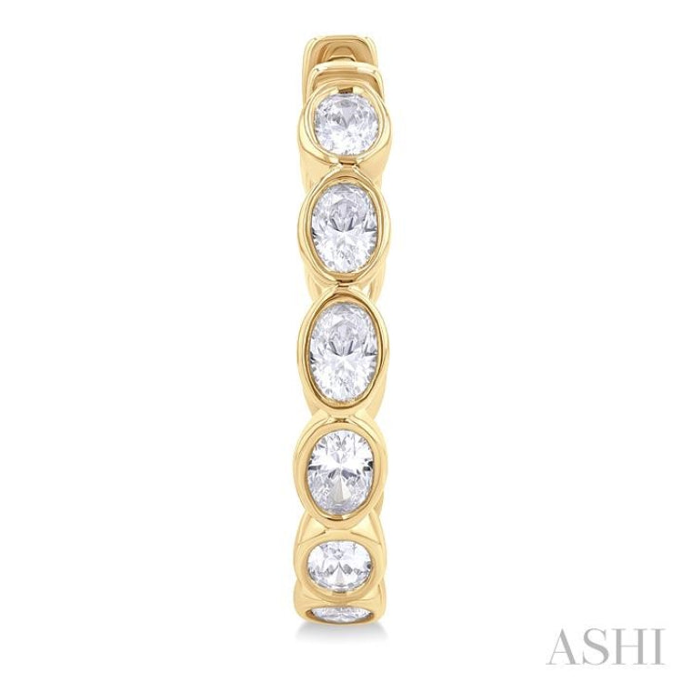 1 1/10 Ctw Bezel Set Oval Cut Diamond Fashion Hoop Earring in 14K Yellow Gold 1 1/10 Ctw Bezel Set Oval Cut Diamond Fashion Hoop Earring in 14K Yellow Gold