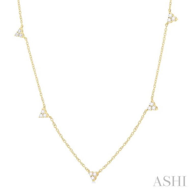 1/2 Ctw Trio Round Cut Diamond Station Necklace in 14K Yellow Gold 1/2 Ctw Trio Round Cut Diamond Station Necklace in 14K Yellow Gold