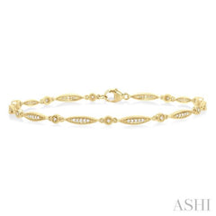 1/4 Ctw Marquise Link Round Cut Diamond Fashion Bracelet in 10K Yellow Gold 1/4 Ctw Marquise Link Round Cut Diamond Fashion Bracelet in 10K Yellow Gold