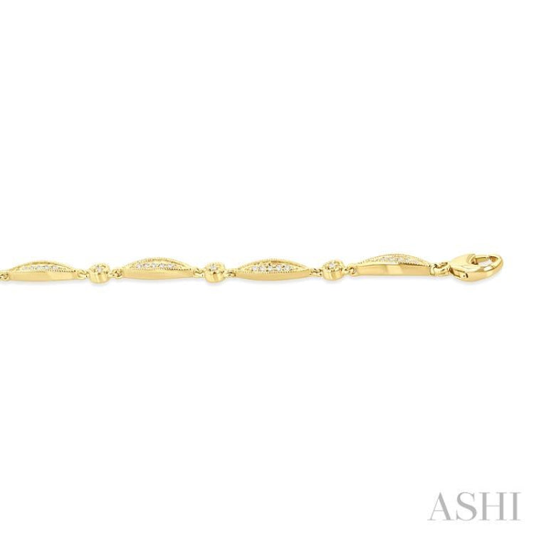 1/4 Ctw Marquise Link Round Cut Diamond Fashion Bracelet in 10K Yellow Gold 1/4 Ctw Marquise Link Round Cut Diamond Fashion Bracelet in 10K Yellow Gold