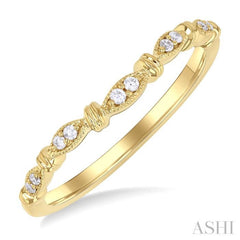 1/20 ctw Marquise Link Round Cut Diamond Wedding Band in 14K Yellow Gold 1/20 ctw Marquise Link Round Cut Diamond Wedding Band in 14K Yellow Gold