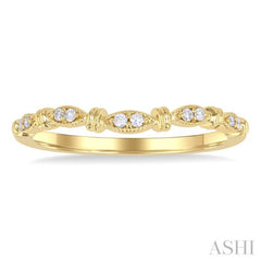 1/20 ctw Marquise Link Round Cut Diamond Wedding Band in 14K Yellow Gold 1/20 ctw Marquise Link Round Cut Diamond Wedding Band in 14K Yellow Gold