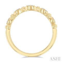 1/20 ctw Marquise Link Round Cut Diamond Wedding Band in 14K Yellow Gold 1/20 ctw Marquise Link Round Cut Diamond Wedding Band in 14K Yellow Gold