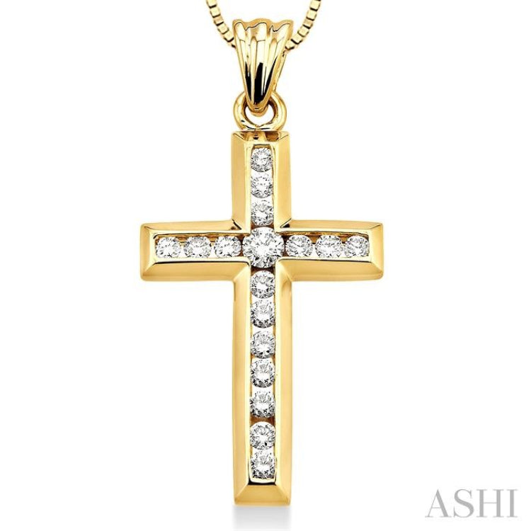 1/2 Ctw Round Cut Diamond Cross Pendant in 10K Yellow Gold with Chain 1/2 Ctw Round Cut Diamond Cross Pendant in 10K Yellow Gold with Chain