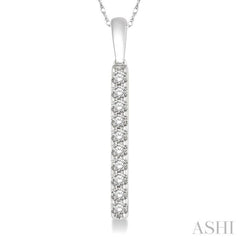 1/5 Ctw Vertical Bar Round Cut Diamond Pendant With Link Chain in 14K White Gold 1/5 Ctw Vertical Bar Round Cut Diamond Pendant With Link Chain in 14K White Gold