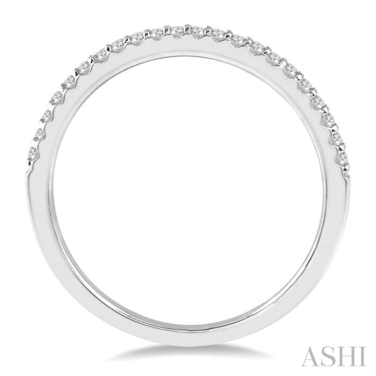 1/5 ctw Round Cut Diamond Wedding Band in 14K White Gold 1/5 ctw Round Cut Diamond Wedding Band in 14K White Gold