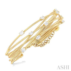 1 1/2 Ctw Criss-Cross Mixed Diamond Cut Fashion Spring Bangle in 14K Yellow Gold 1 1/2 Ctw Criss-Cross Mixed Diamond Cut Fashion Spring Bangle in 14K Yellow Gold