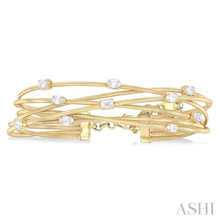 1 1/2 Ctw Criss-Cross Mixed Diamond Cut Fashion Spring Bangle in 14K Yellow Gold 1 1/2 Ctw Criss-Cross Mixed Diamond Cut Fashion Spring Bangle in 14K Yellow Gold