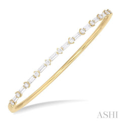 1 1/4 Ctw Baguette and Round Cut Diamond Fashion Bangle in 14K Yellow Gold 1 1/4 Ctw Baguette and Round Cut Diamond Fashion Bangle in 14K Yellow Gold