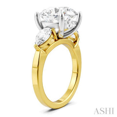 1 1/10 Ctw Tri-Mount Circular Shape Center Pear and Round Cut Diamond Semi-Mount Engagement Ring in 14K Yellow and White Gold 1 1/10 Ctw Tri-Mount Circular Shape Center Pear and Round Cut Diamond Semi-Mount Engagement Ring in 14K Yellow and White Gold