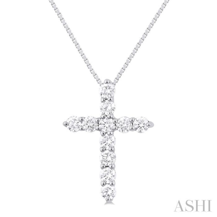 1/3 Ctw Round Cut Diamond Cross Pendant in 14K White Gold with Chain 1/3 Ctw Round Cut Diamond Cross Pendant in 14K White Gold with Chain