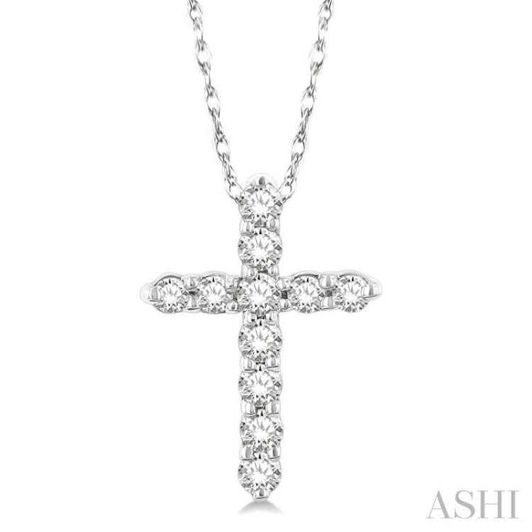 1/10 Ctw Round Cut Diamond Cross Pendant in 14K White Gold with Chain 1/10 Ctw Round Cut Diamond Cross Pendant in 14K White Gold with Chain